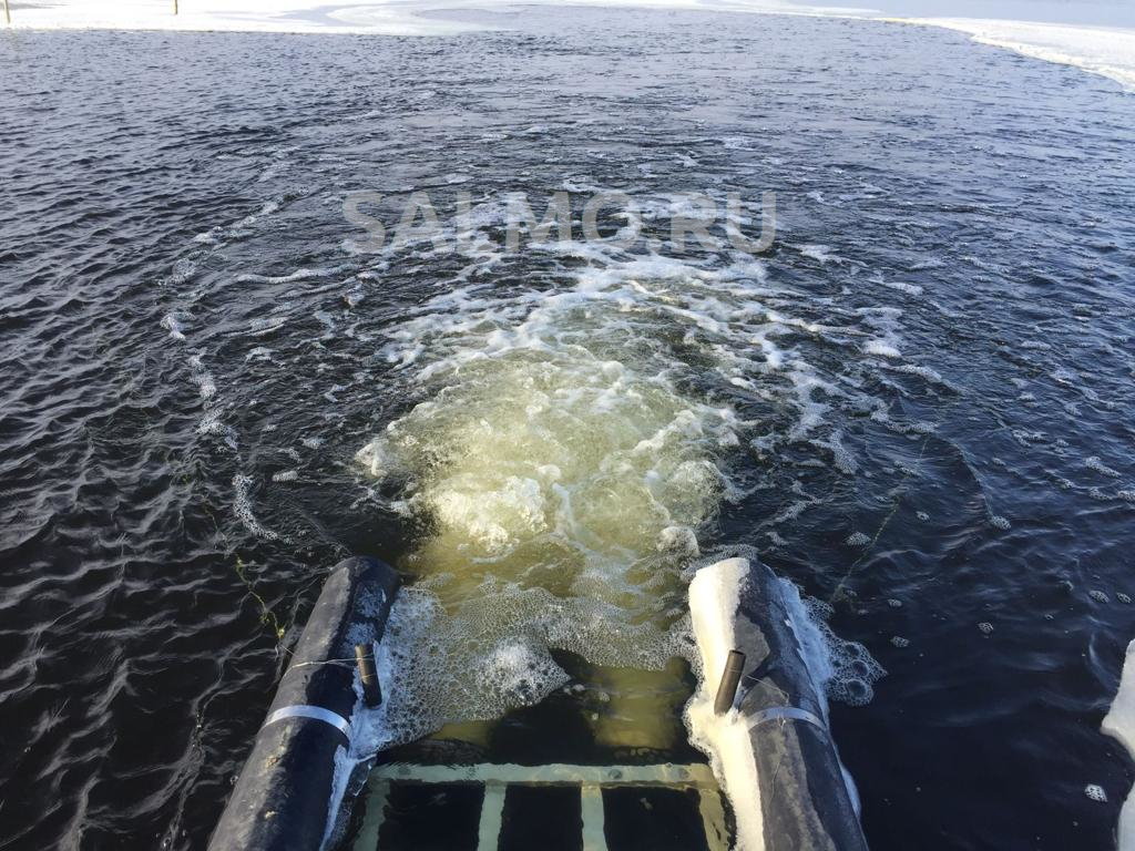 Размыв льда с помощью аэратора Поток Дуплекс